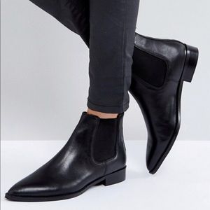 ASOS LEATHER WESTERN ANKLE BOOT NEVER WORN